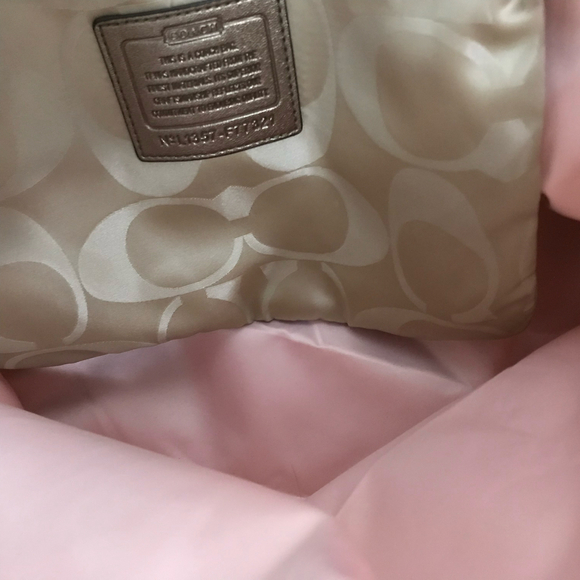 Coach Getaway Nylon Signature Packable Weekender Tote with Pouch (F77321) EUC - Picture 5 of 8